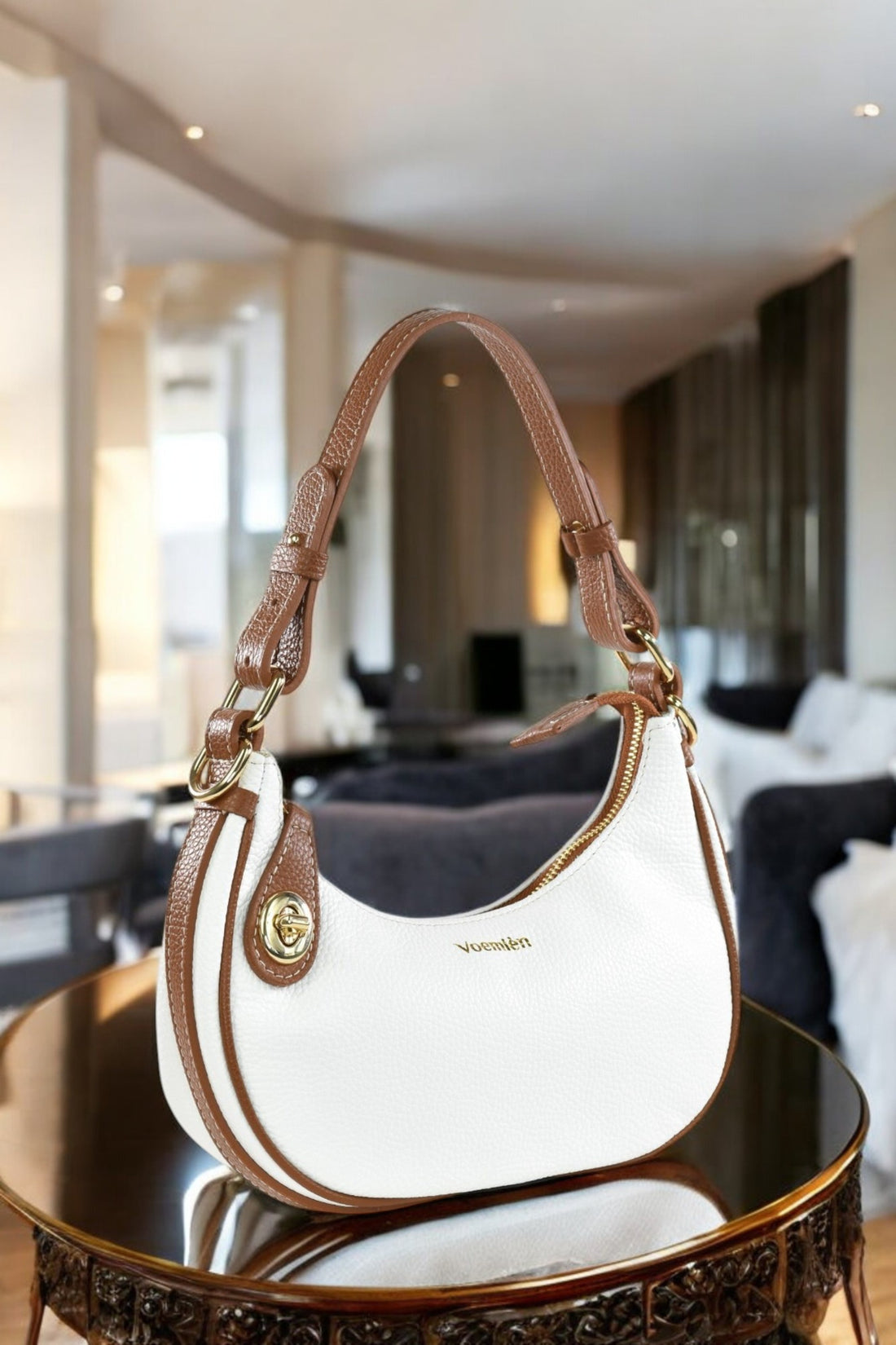 Maeve bag in white Dollar leather