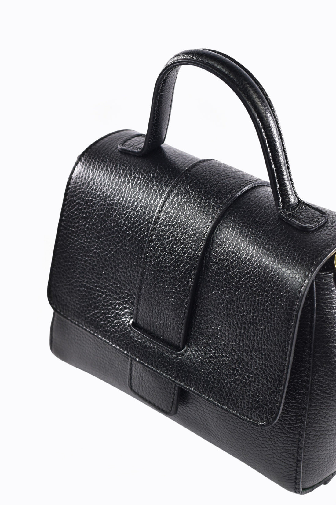 Madison bag in black Dollar leather