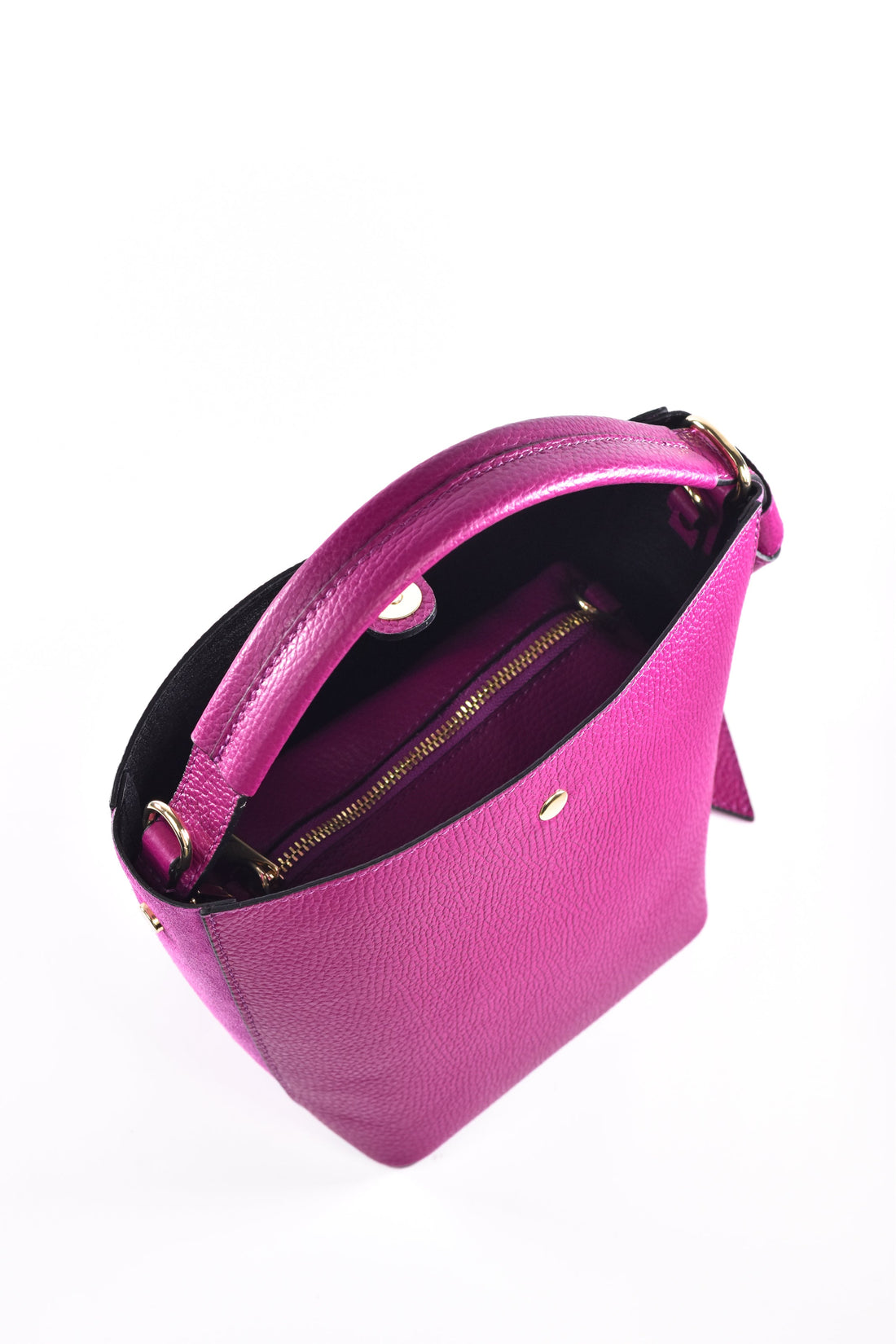 Riviera Bag in Magenta Dollar Leather