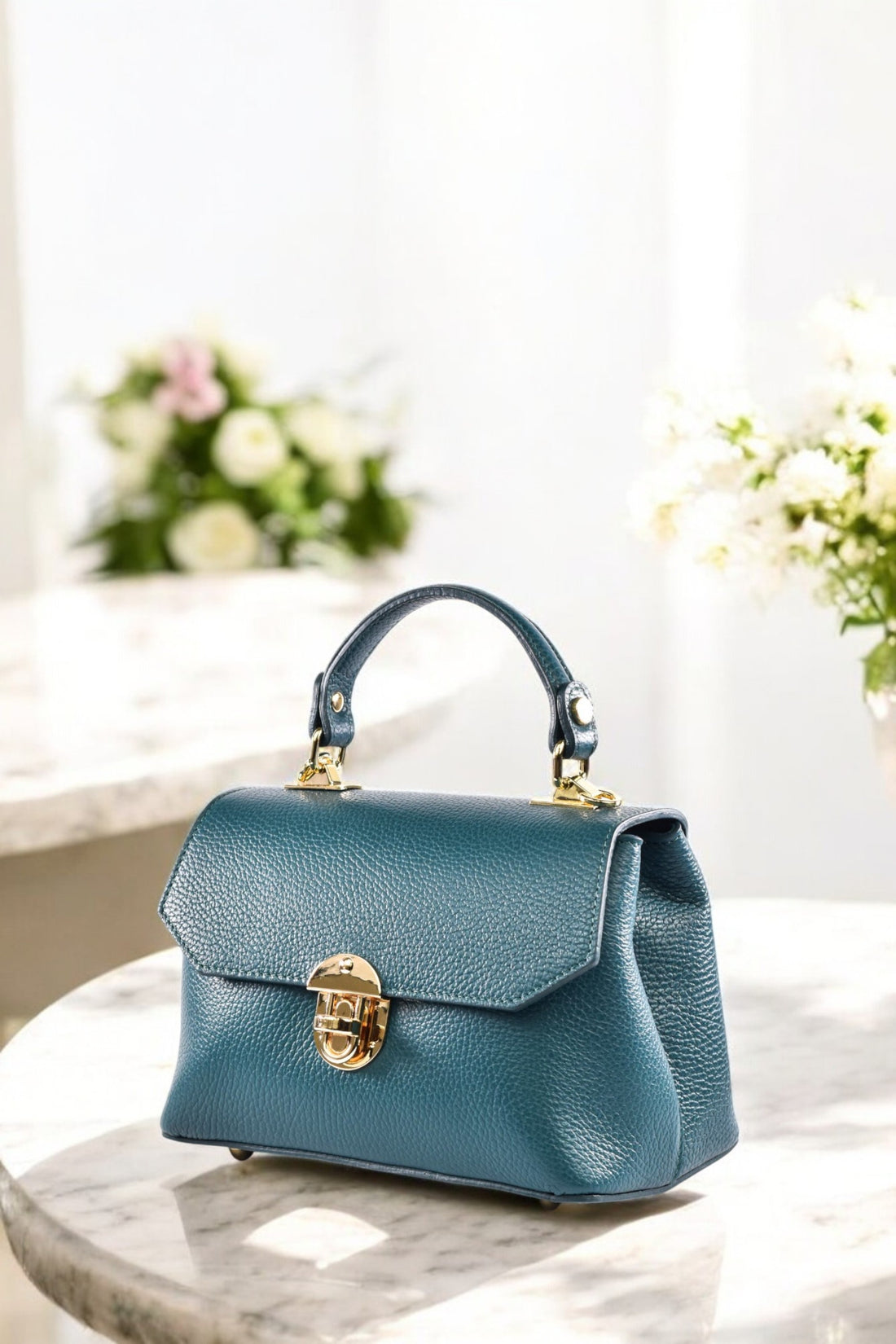 Egle Bag in Petrol Dollar Leather