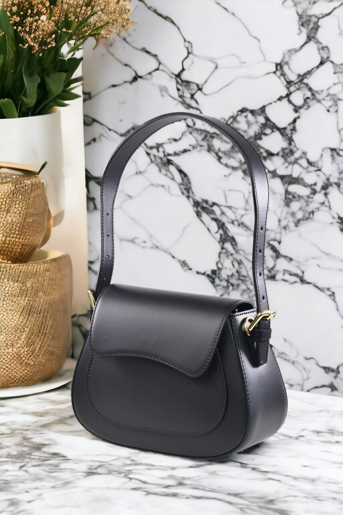 Sindy Bag in Brushed Black Leather