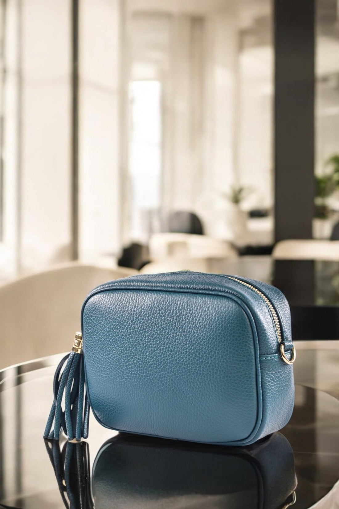 Soap Bag in Petrol Dollar Leather