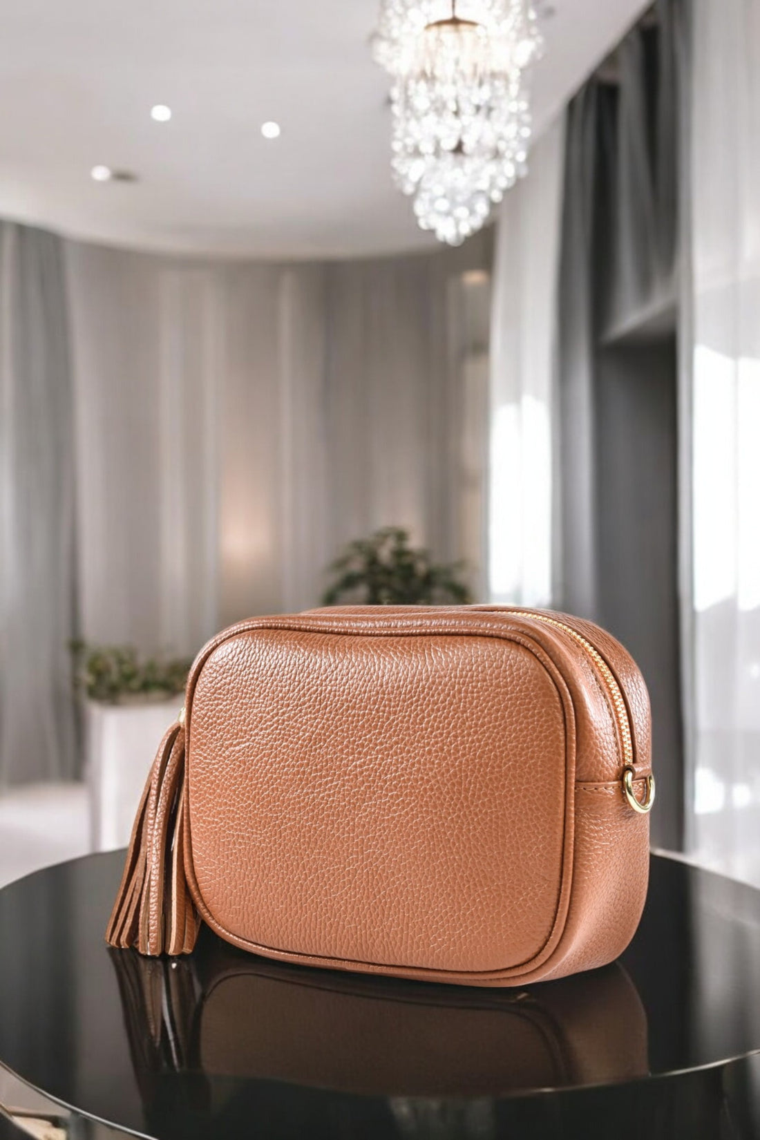 Soap Bag in tan Dollar Leather
