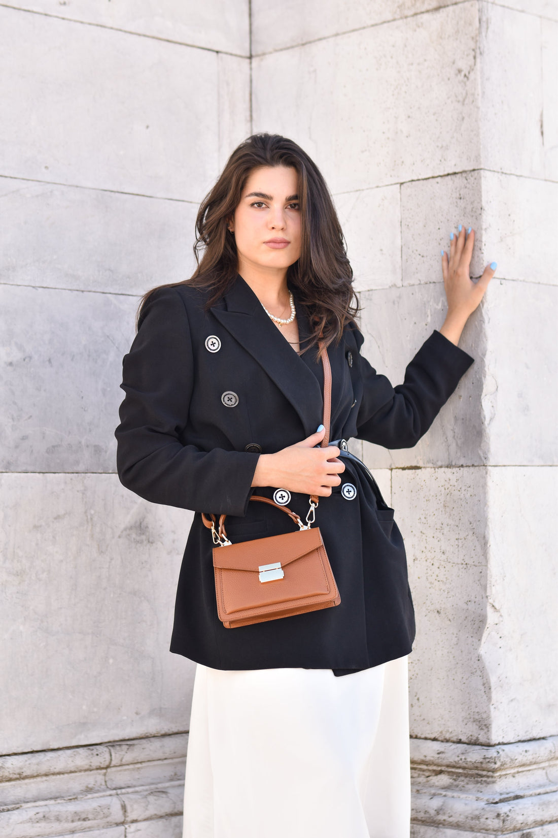 Reina Bag in tan Dollar Leather