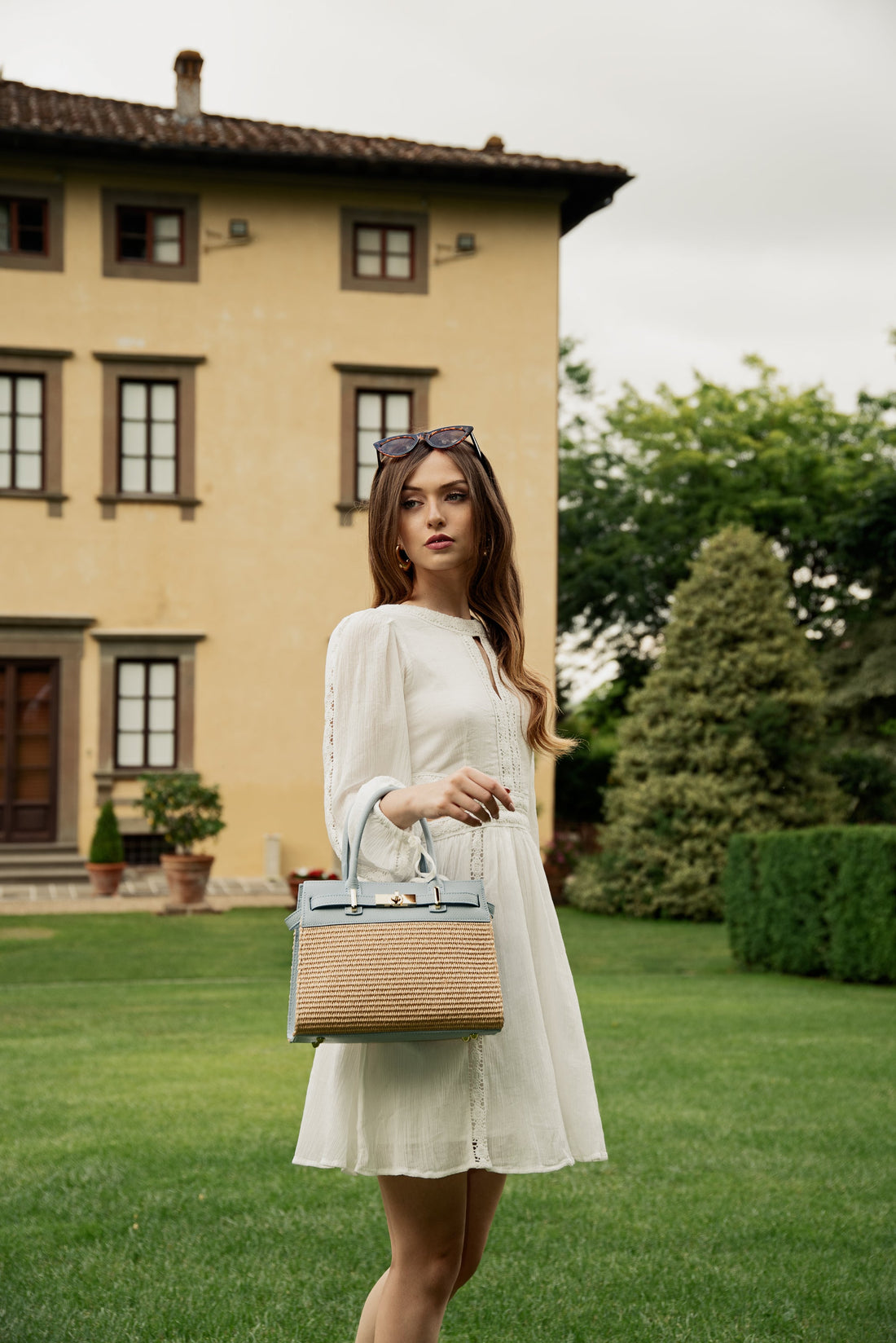 Grace Bag in Togo Leather and Raffia Light Blue