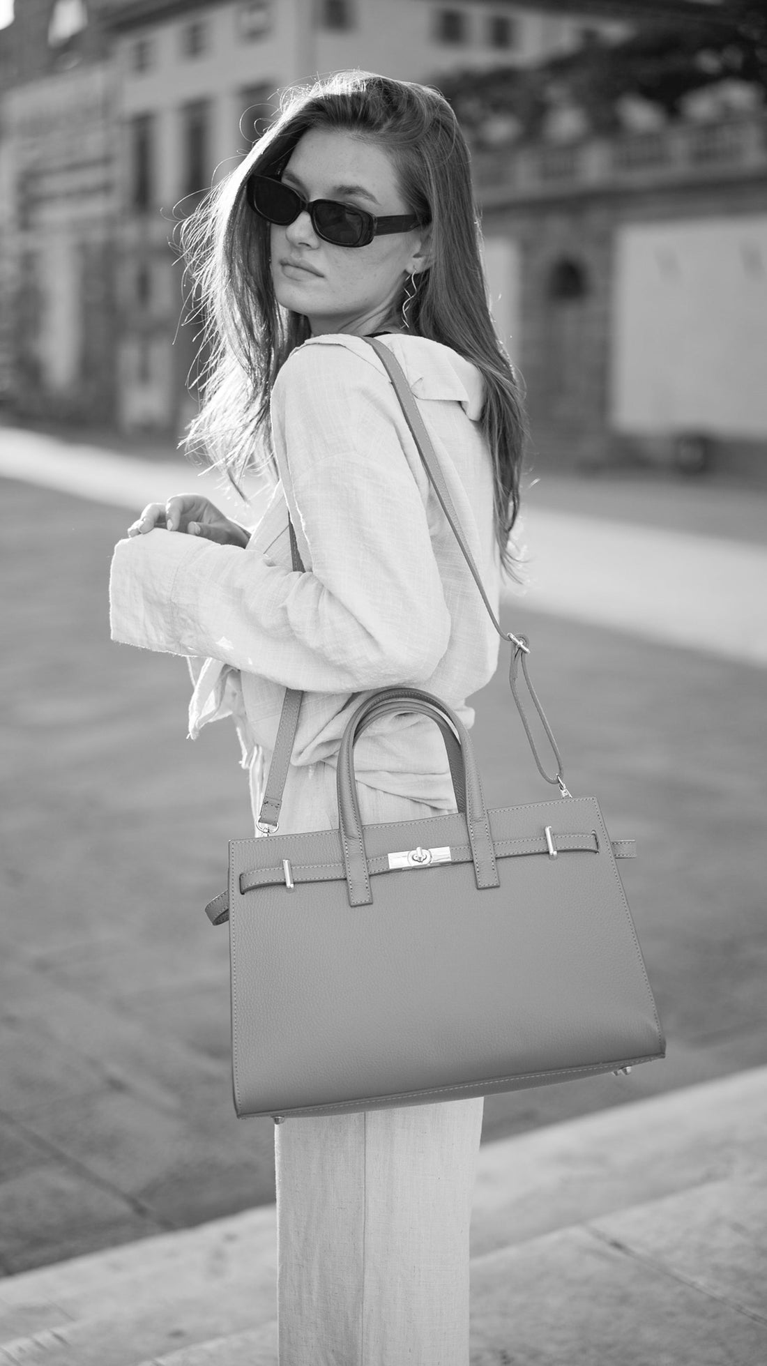 Borsa Sveva in pelle Togo Celeste - Voemièn
