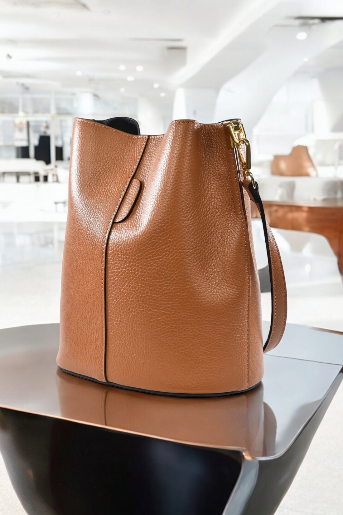 Giusy Bag in Tan Dollar Leather