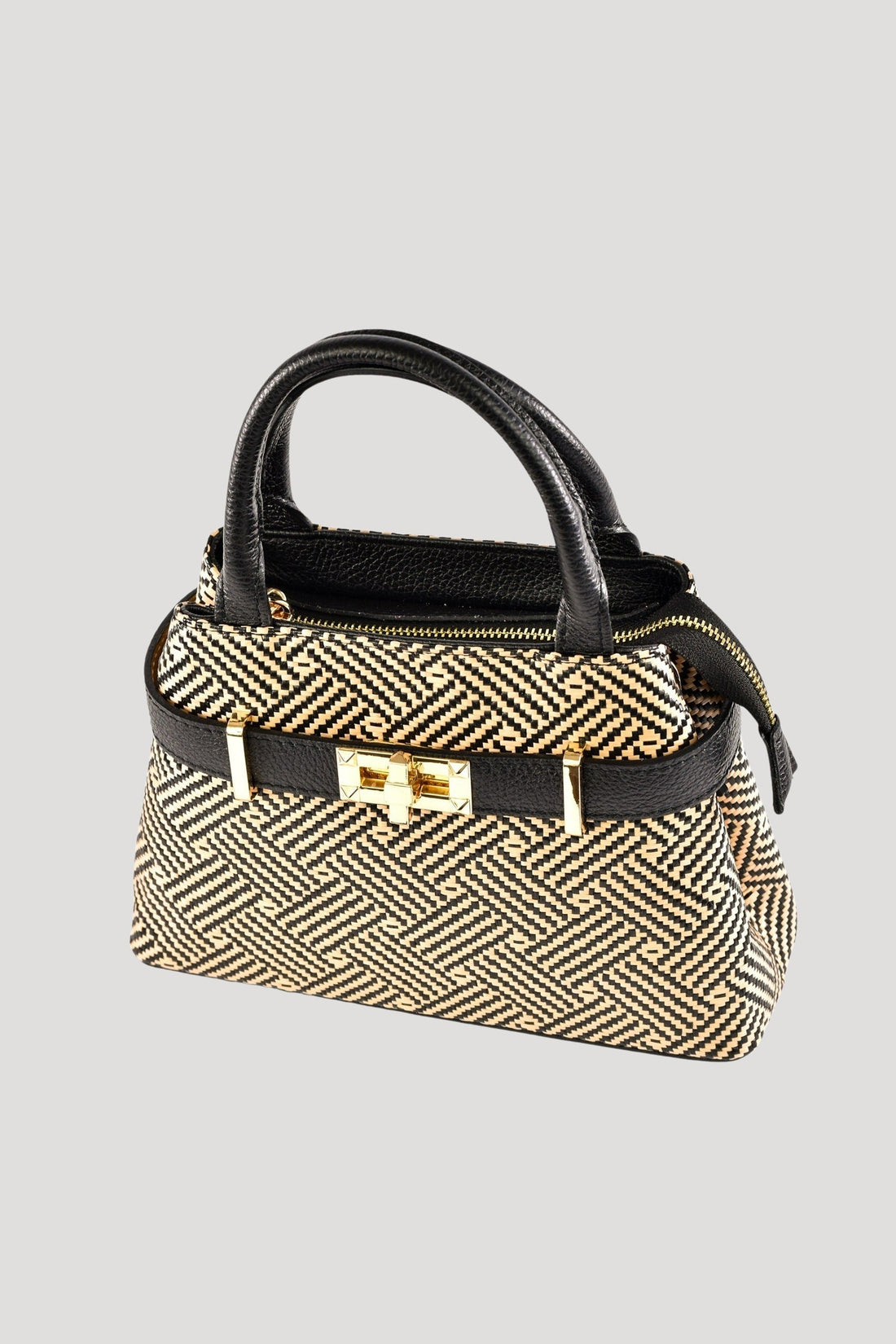 Elysia Bag Limited Edition in Black Leather