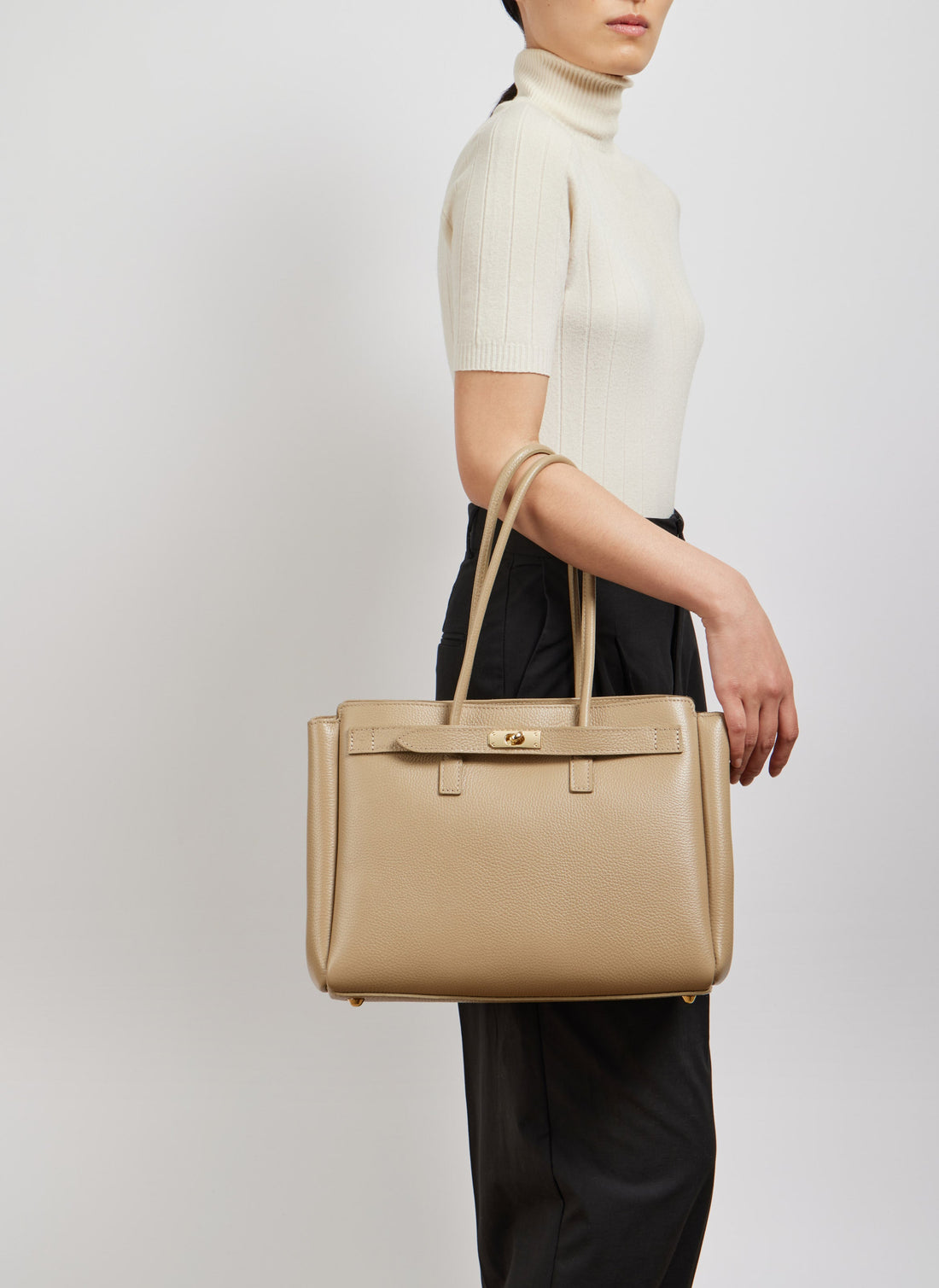 Béatrice Bag in Togo Leather Light Taupe