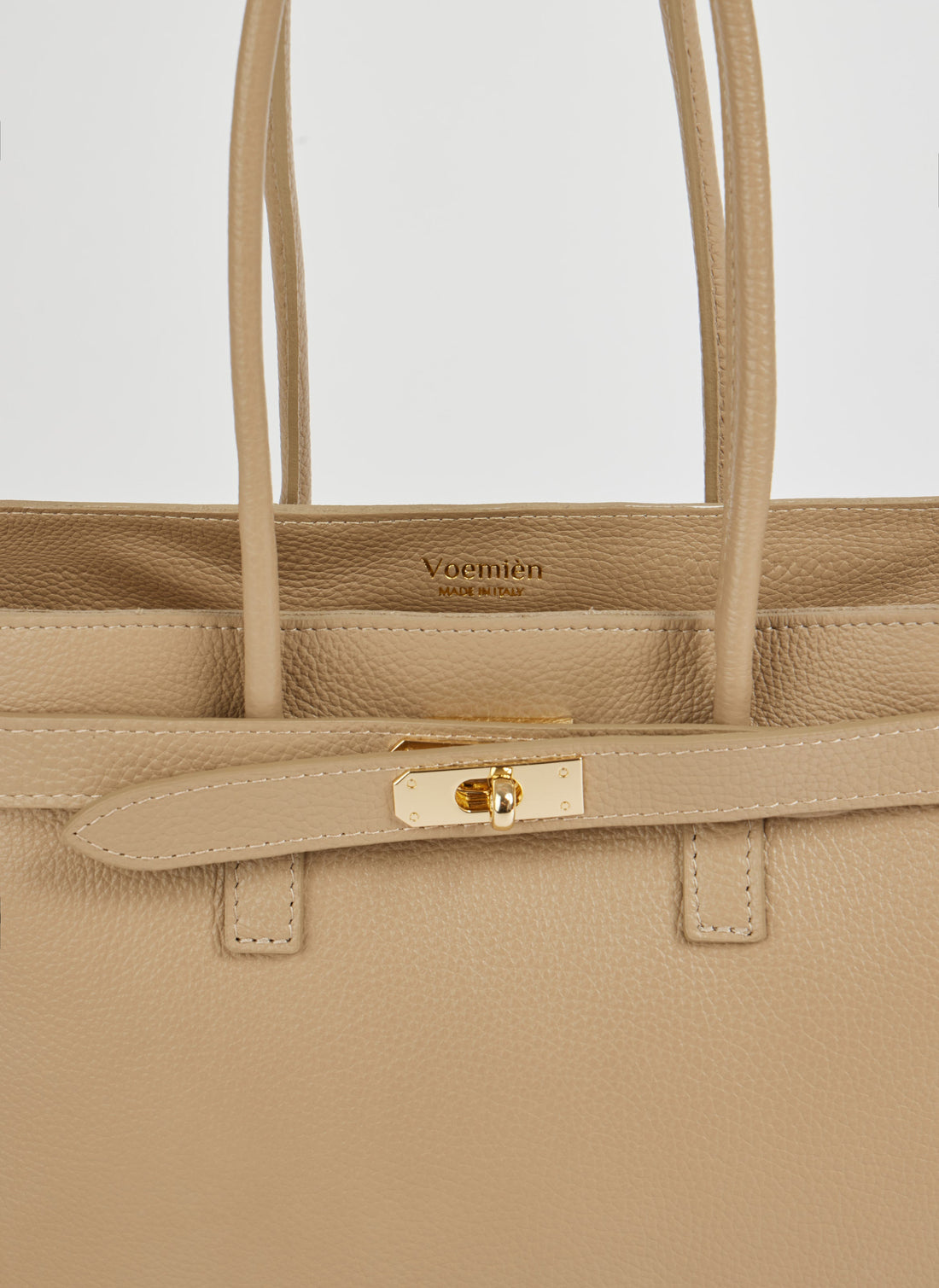 Béatrice Bag in Togo Leather Light Taupe