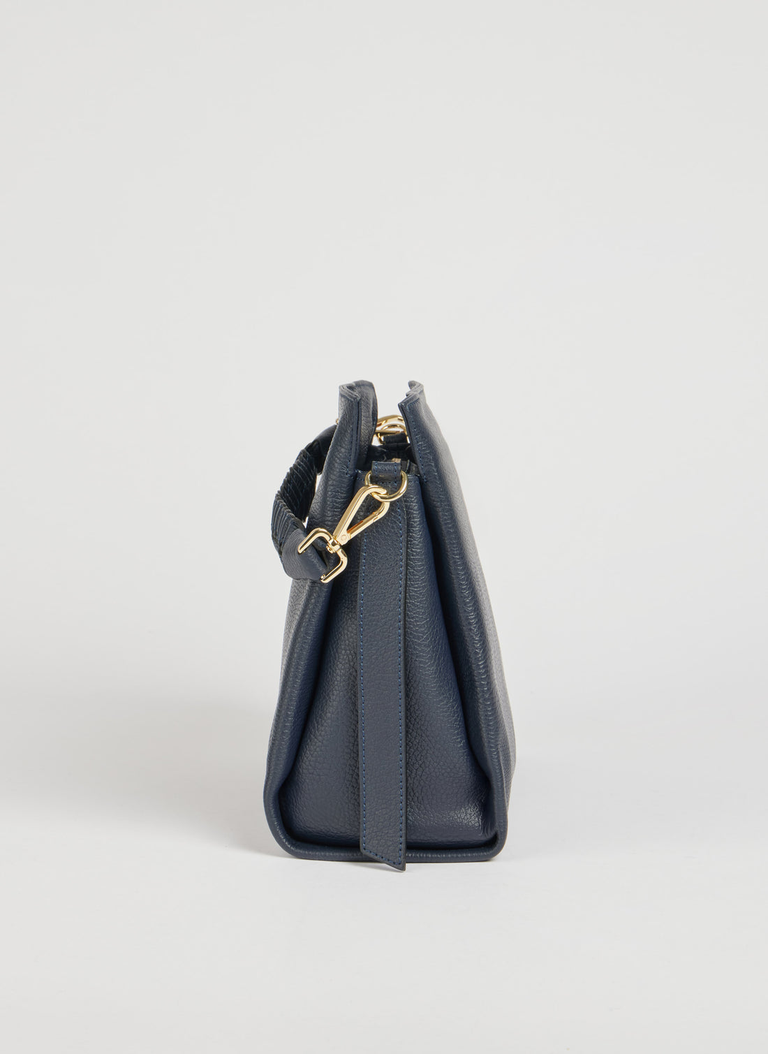 Braid Bag in Blue Navy Dollar Leather