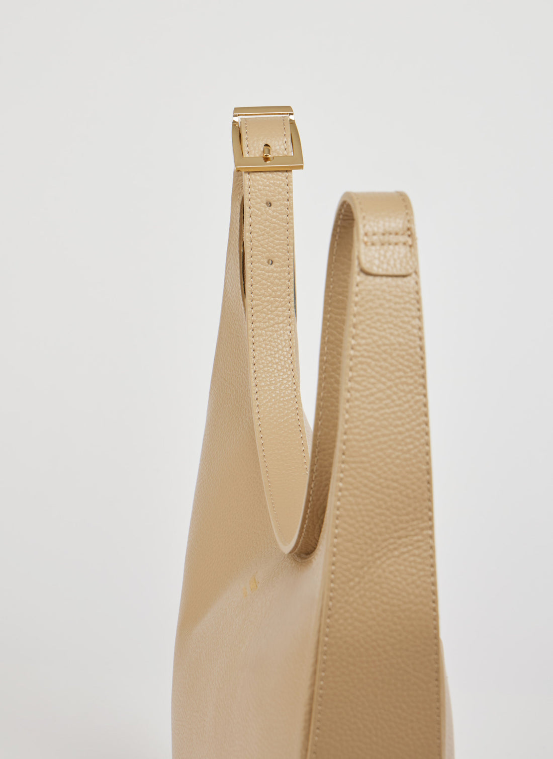 Lèa Bag in Dollar Leather Light Taupe
