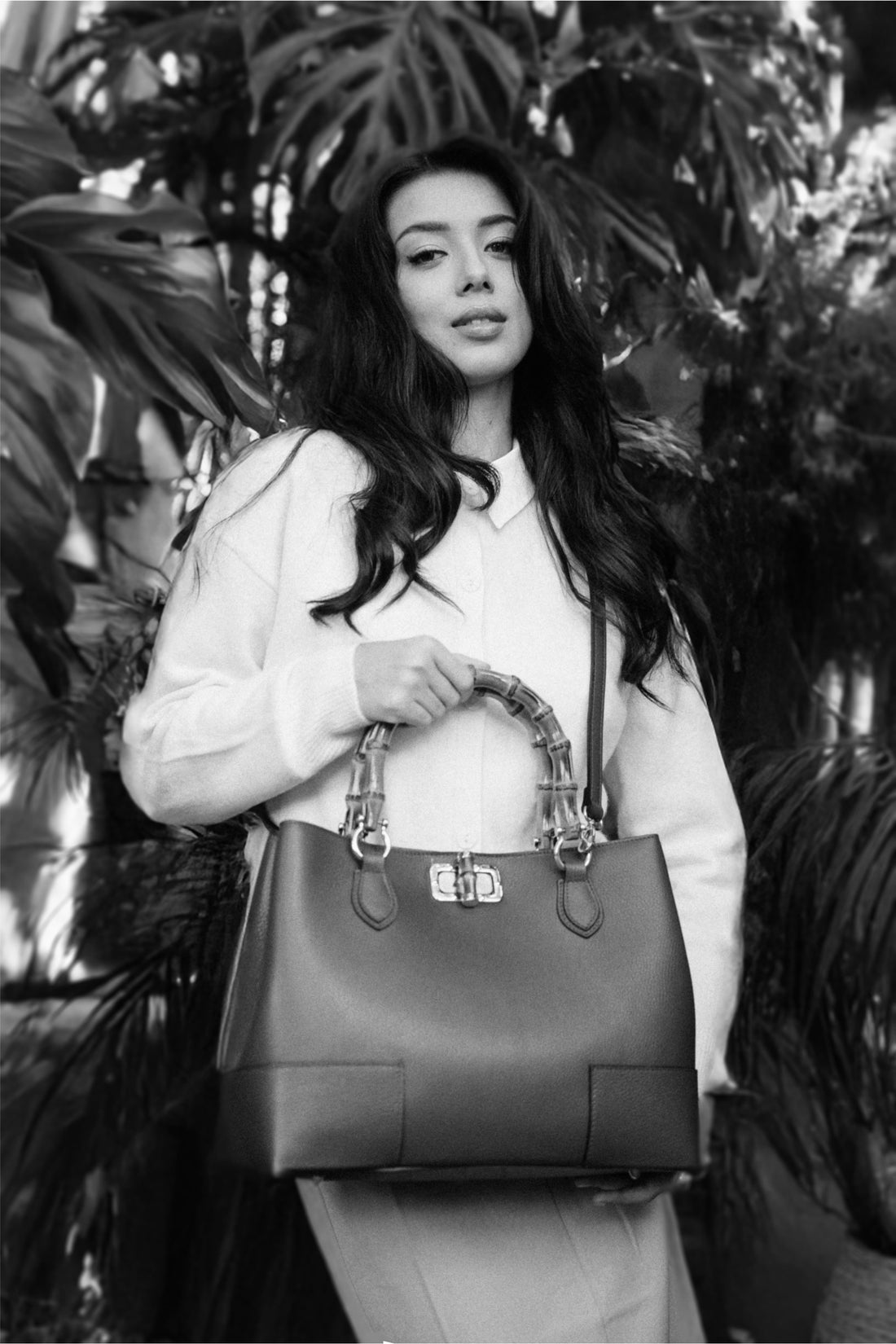 Bamboo Babe Bag in Blue Dollar Leather