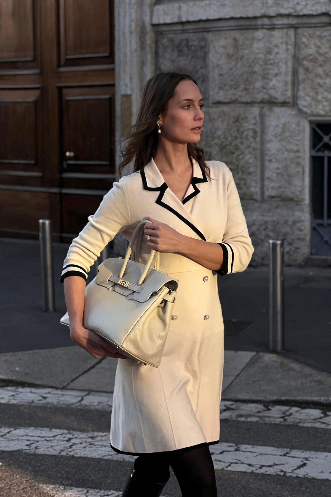 ELIZABETH BAG IN TOGO LEATHER CREAMY WHITE