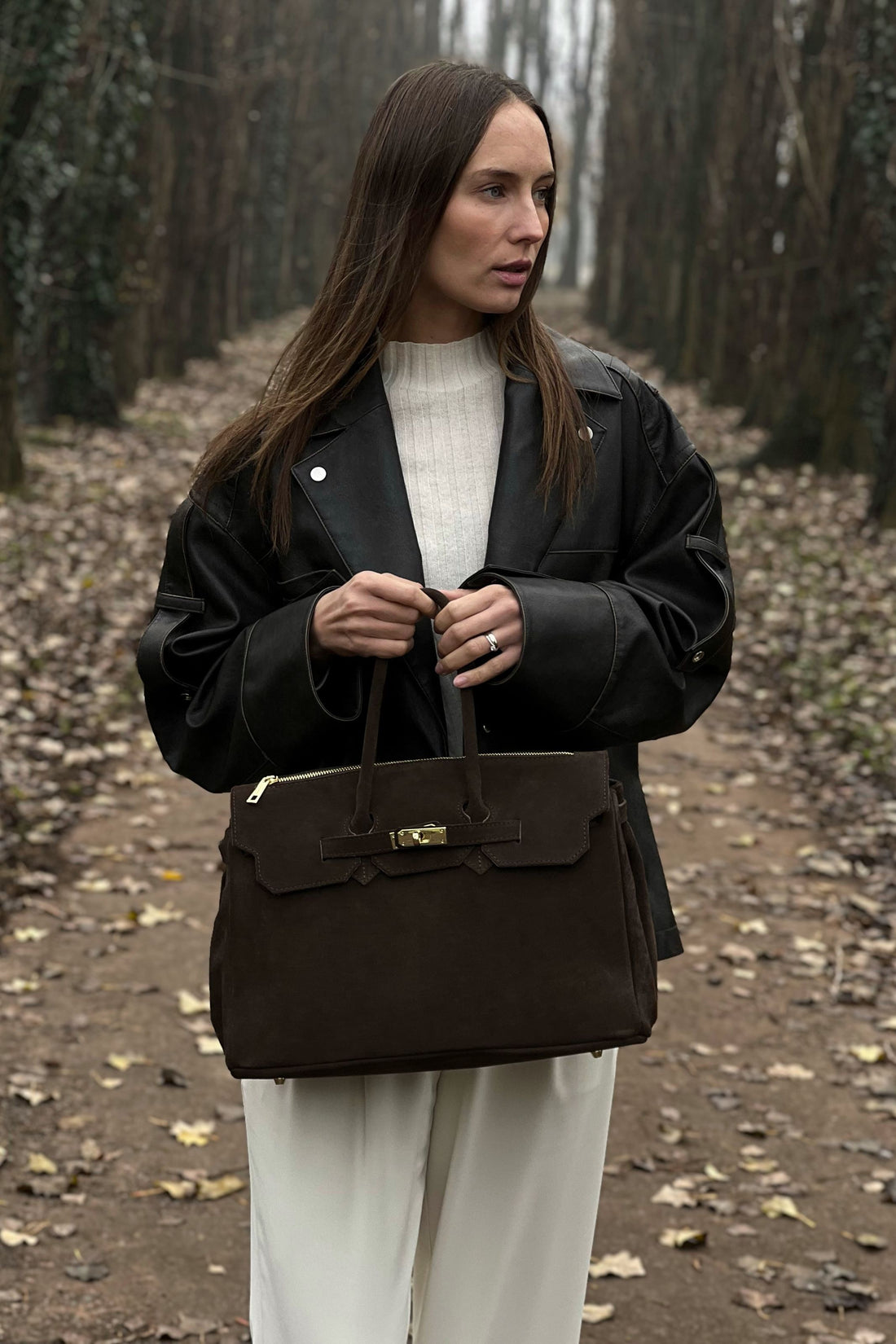 ELIZABETH BAG IN DARK BROWN SUEDE