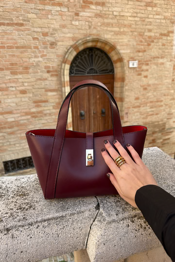 Eleonor Bag in Burgundy Red Saffiano Leather