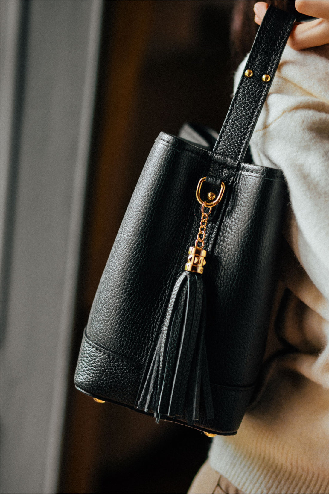 Kendy Bag in Black Dollar Leather