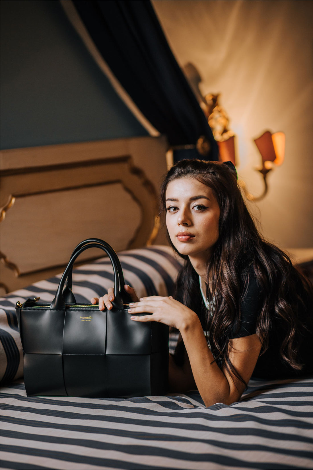 Lauren bag in brushed black leather