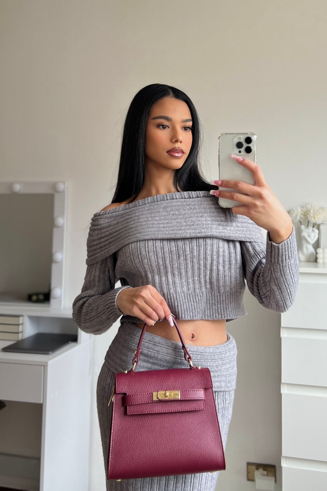 Zaira Bag in Burgundy Saffiano Leather
